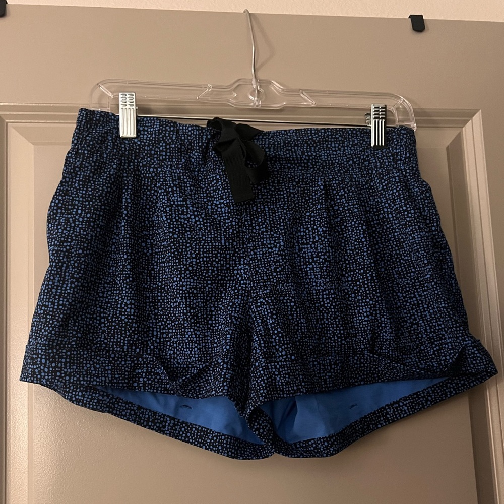 Black and Blue Lululemon shorts